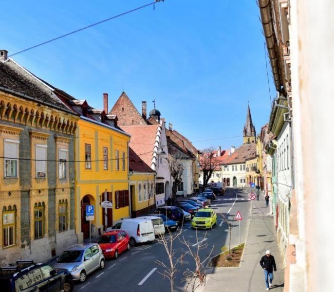 Studio Central Avram Sibiu Exteriör bild